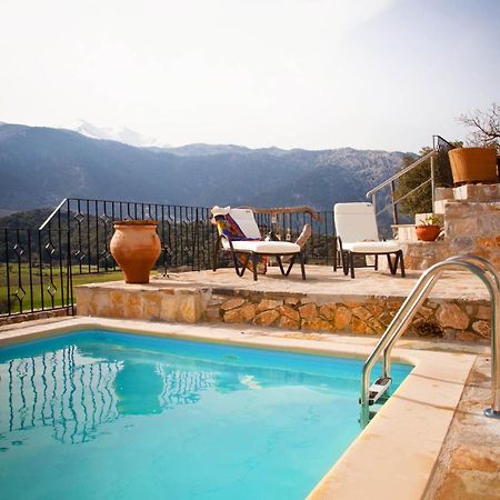 Stone Built Villa Galatia, Poolside & Perfect View Karés エクステリア 写真